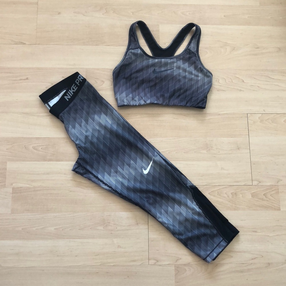 NikePRO Sports Bra and Crop Legging Set